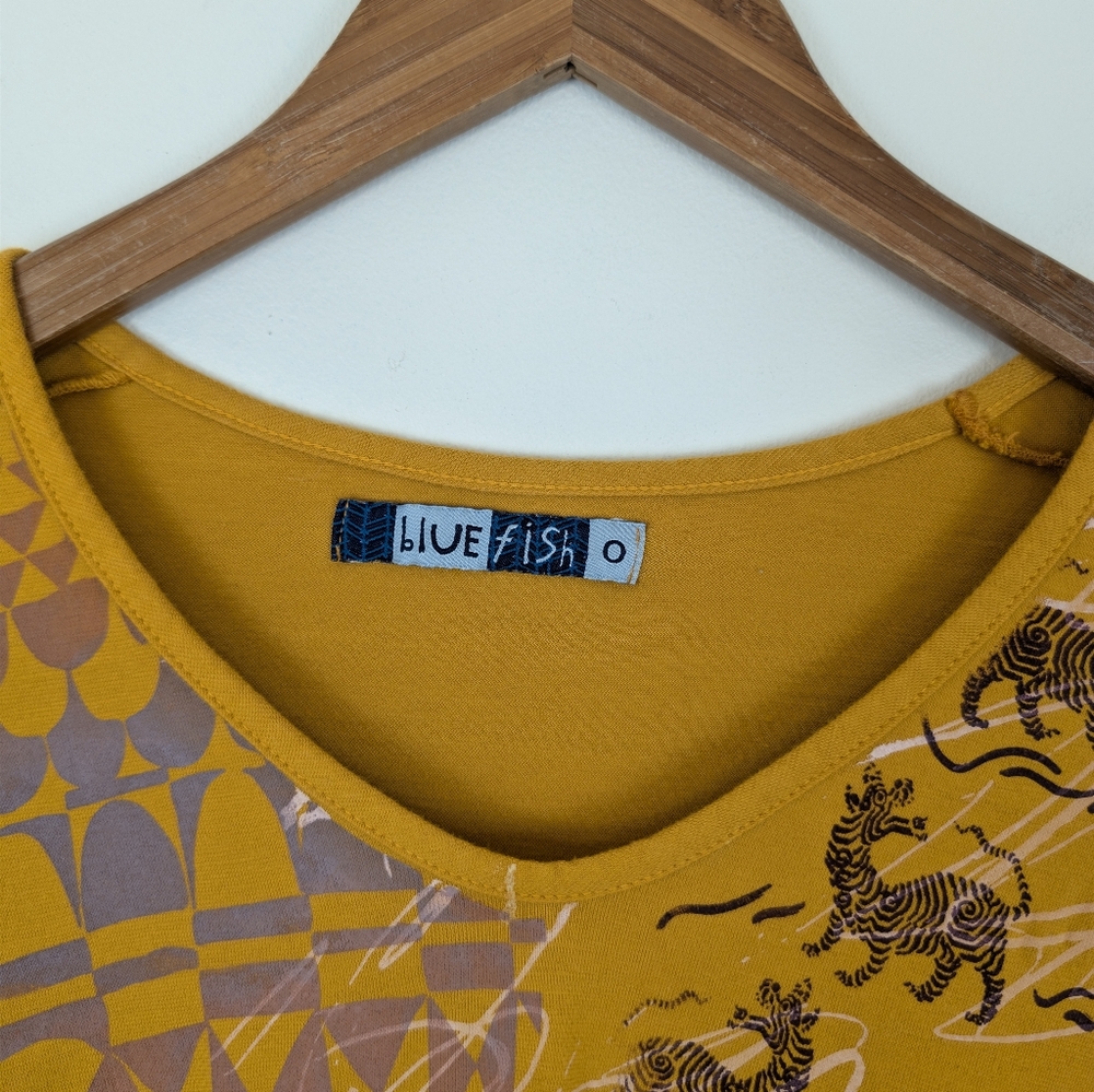 Blue Fish Block Print Half Sleeve V-neck Dress - Picture 2 of 10